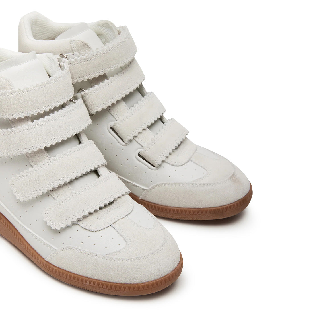 Mustang Sneaker WHITE SUEDE